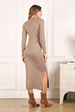 Load image into Gallery viewer, V-neck sweater maxi dress